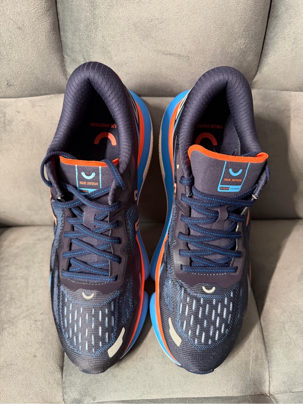 True Motion U-TECH VICHARA Blue/Orange/White Low Top Sneakers Brand New Size 11